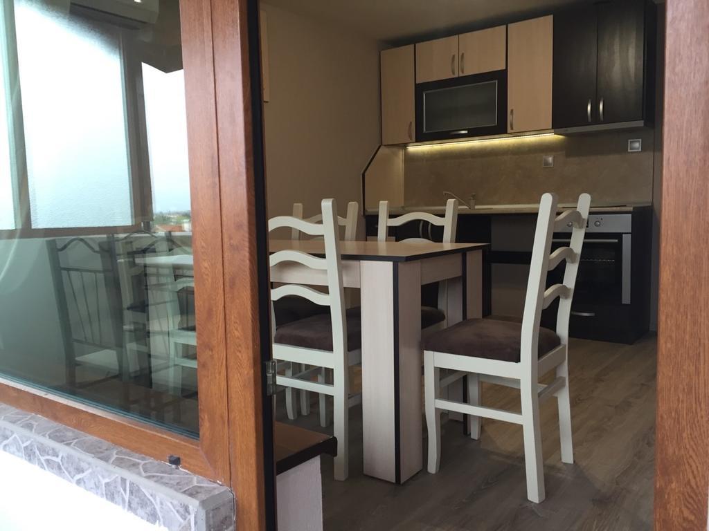 Bora Apartment Sandanski Rum bild